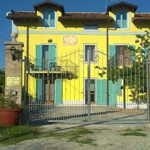 La Terrazza Del Barbaresco Bed & Breakfast Neviglie Dış mekan fotoğraf
