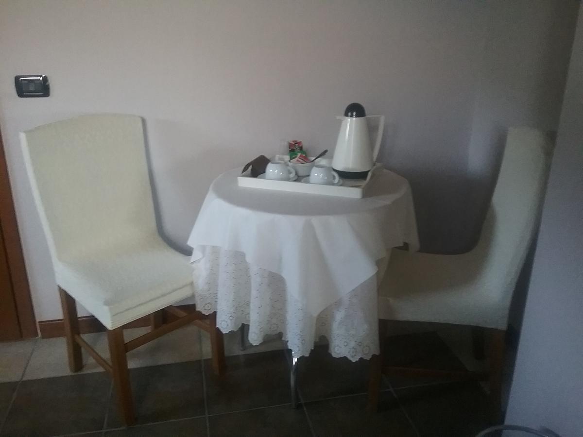 La Terrazza Del Barbaresco Bed & Breakfast Neviglie Dış mekan fotoğraf