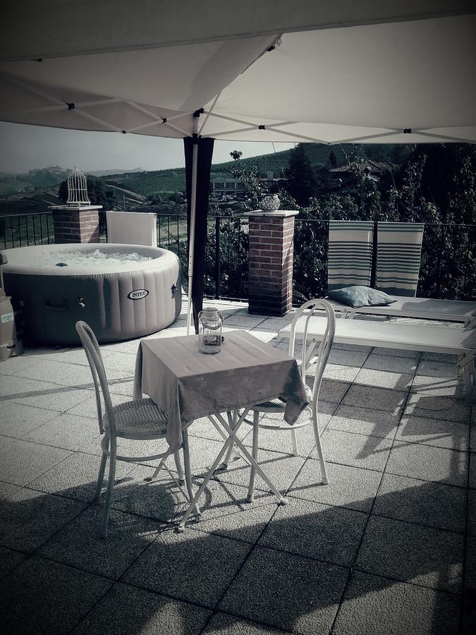 La Terrazza Del Barbaresco Bed & Breakfast Neviglie Dış mekan fotoğraf