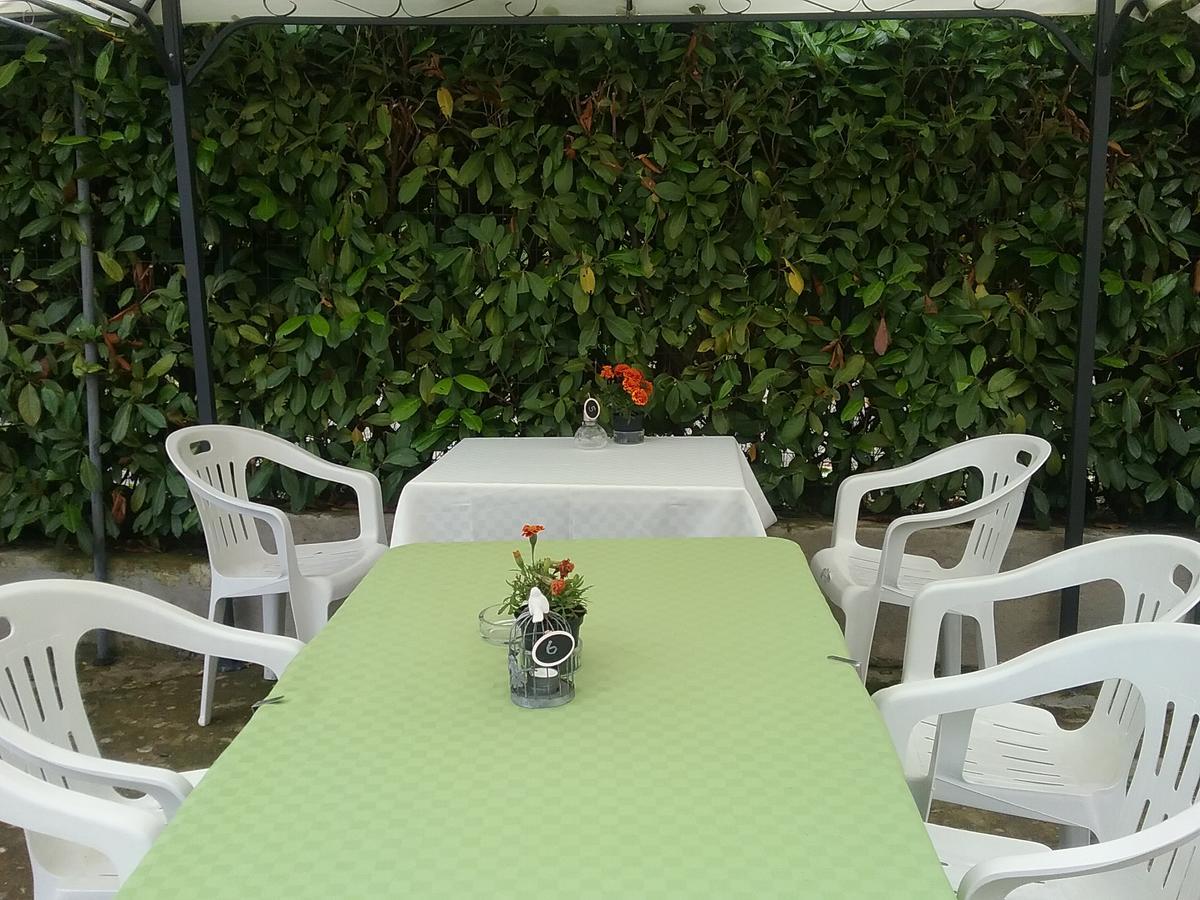 La Terrazza Del Barbaresco Bed & Breakfast Neviglie Dış mekan fotoğraf