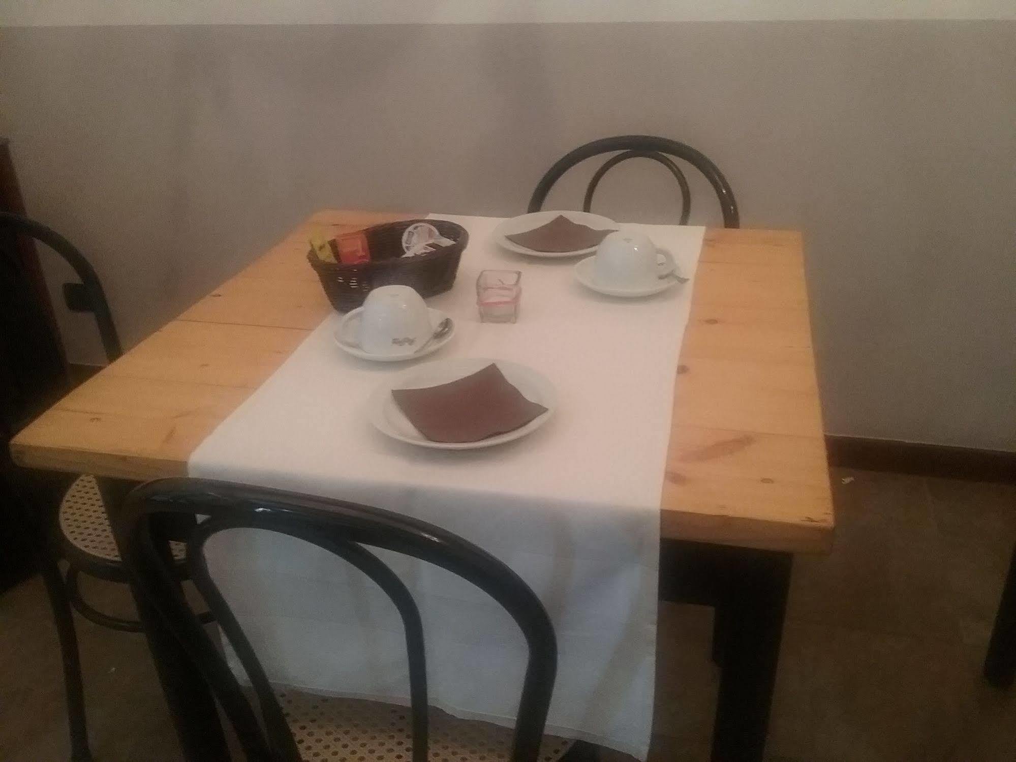 La Terrazza Del Barbaresco Bed & Breakfast Neviglie Dış mekan fotoğraf
